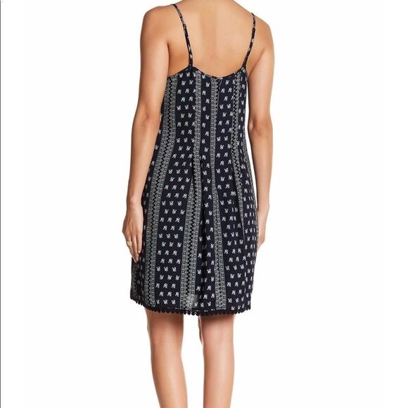 * Collective Concepts Embroidered Trim Pleat Dress - Picture 2 of 7